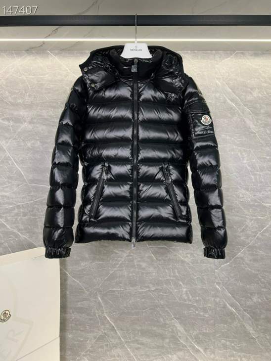 Picture of Moncler Down Jackets _SKUMonclersz1-526yr7536816